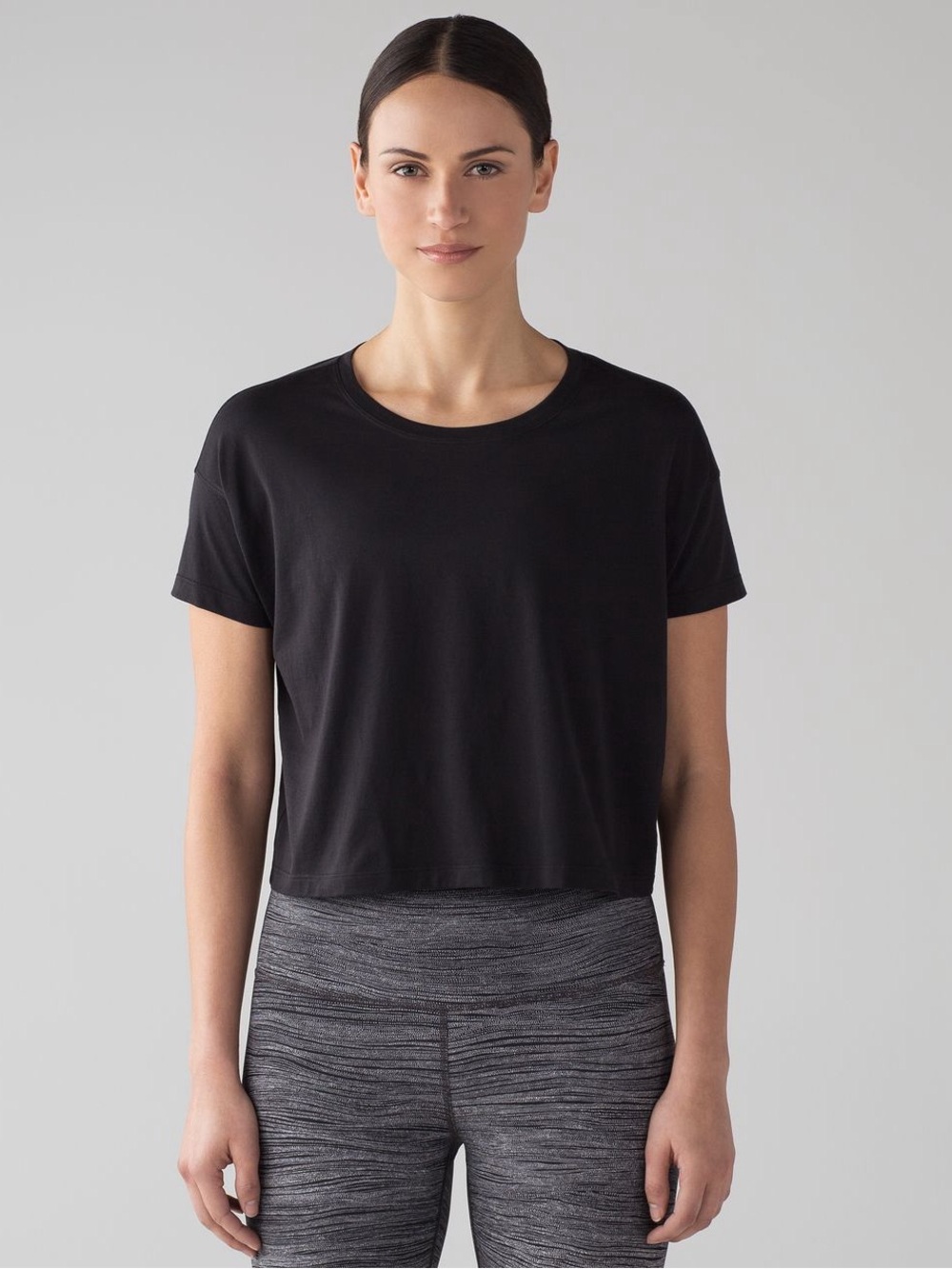 LULULEMON cates crop tee black size 4